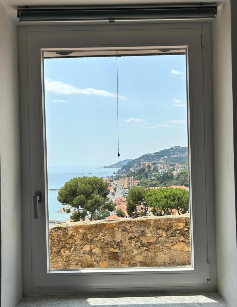 Casa Vacanze Merletto Imperia Dış mekan fotoğraf