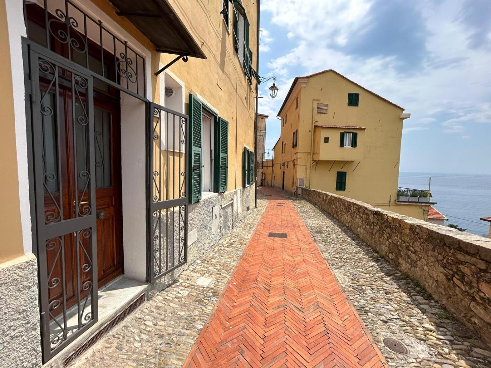 Casa Vacanze Merletto Imperia Dış mekan fotoğraf